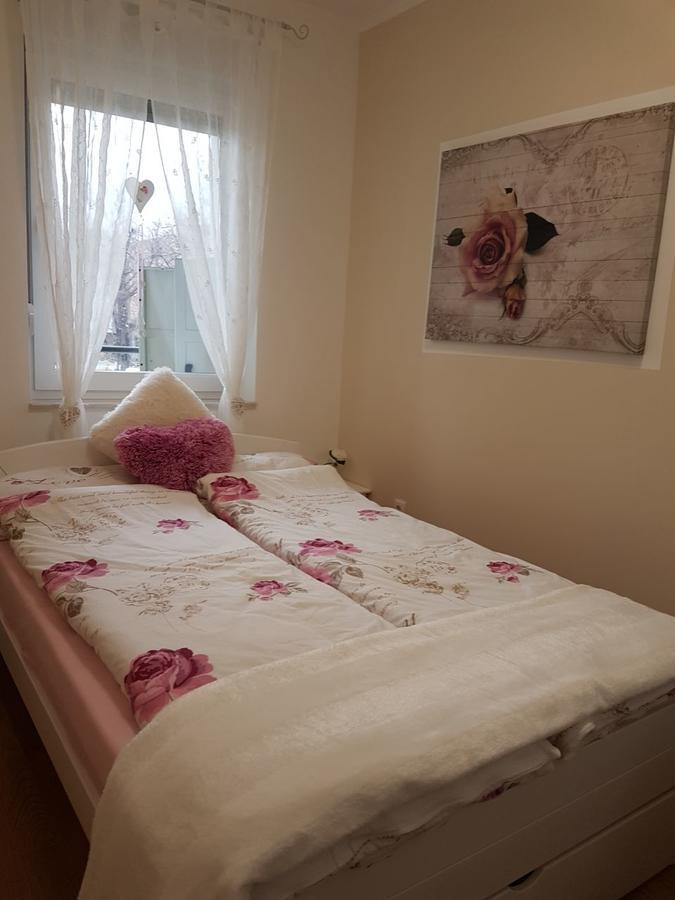Apartamento Kraljev Park Novi Sad Exterior foto